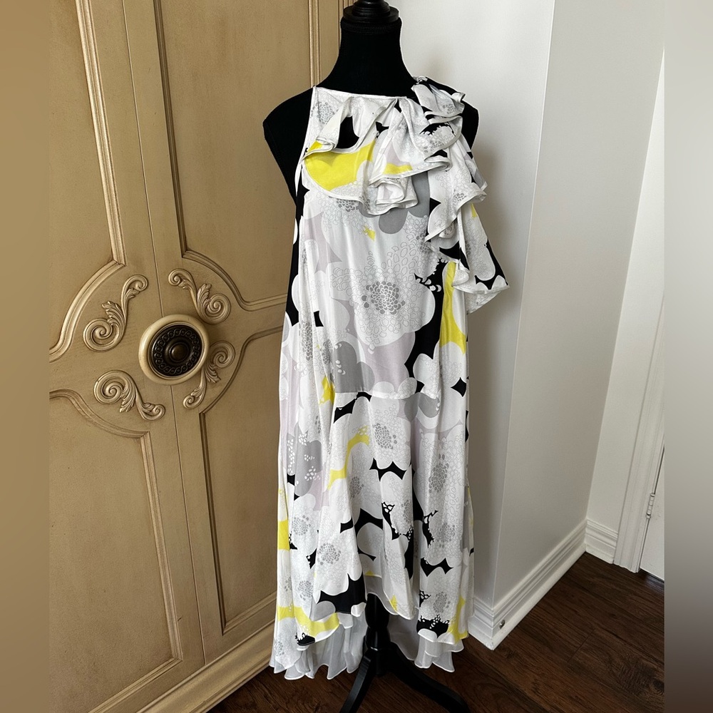 100% silk- Diane von Furstenberg dress